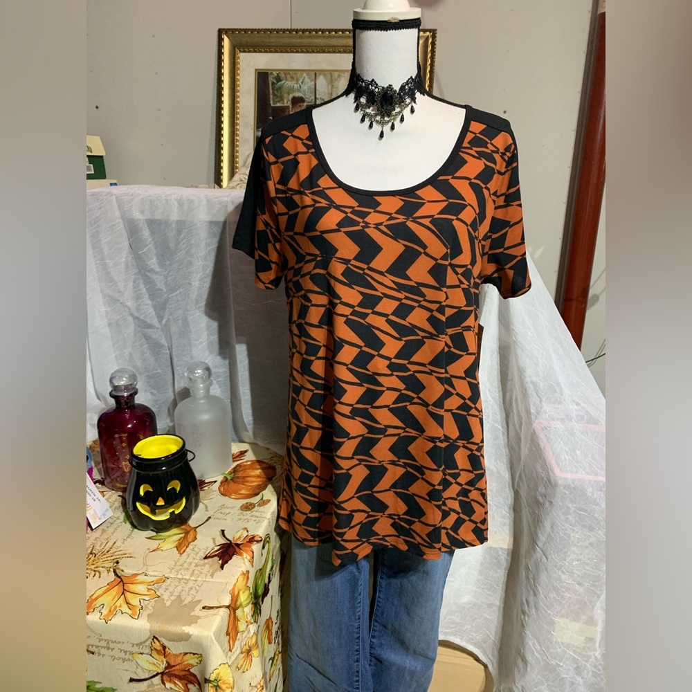 Lularoe Classic T Black Burnt Orange Top